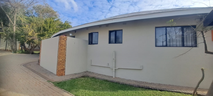 1 Bedroom Property for Sale in Wigwam North West